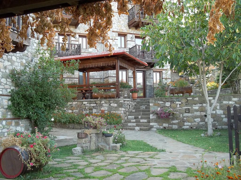 T'Asprolithia Villa Kalyvia Fylaktis Exterior photo
